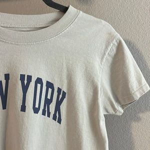 NWOT! pacsun new york cropped tee